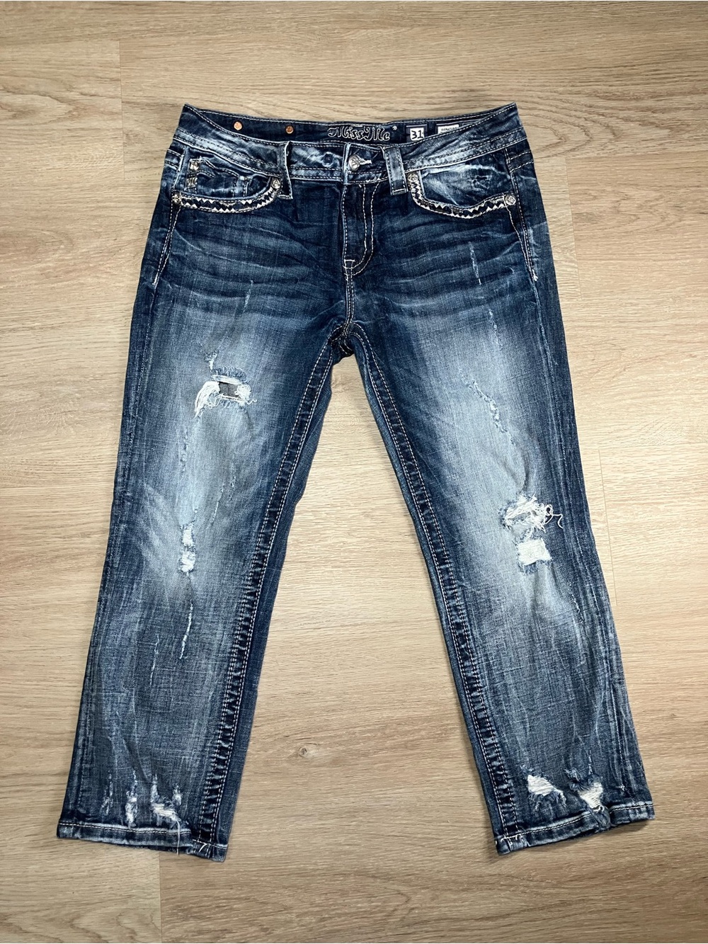 Miss Me brand distressed easy crop jean